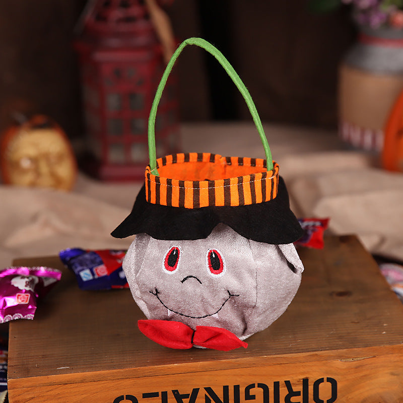 Black cat Halloween trick-or-treat bag